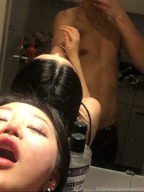 Shaixbibi かわいいモデル 写真