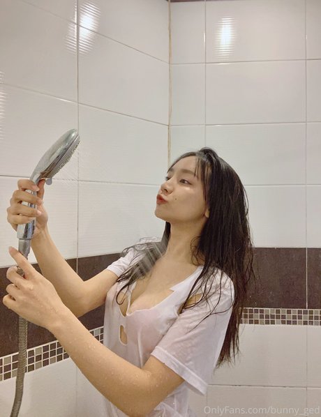 巨乳ゴスオンリーファンズ ポルノグラフィック 写真