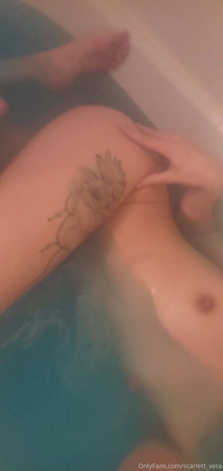 Scarlett Vera エロティックモデル 写真