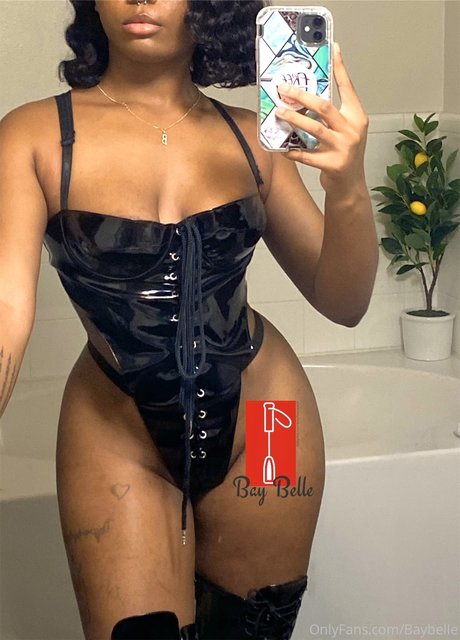 Bay Belle セクシーモデル 写真