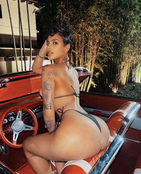 Ava Alita ポルノスター 写真