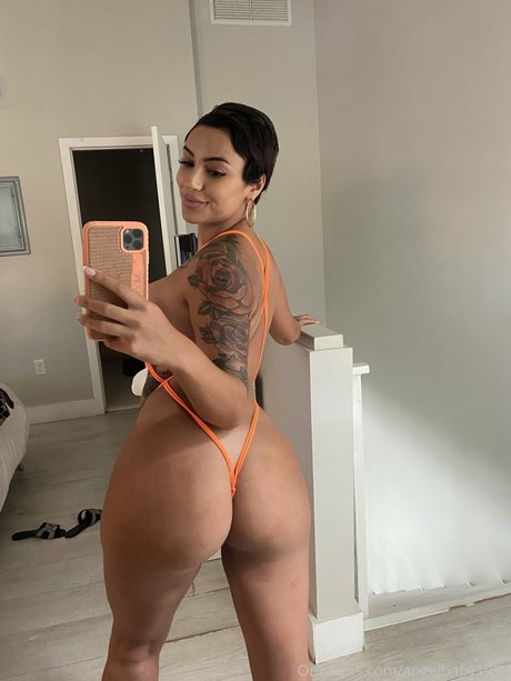Ava Alita セックス女優 写真
