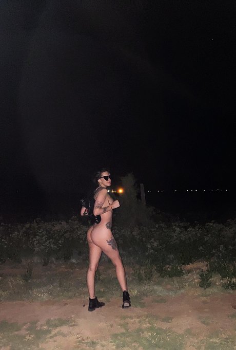 痩せた美女オンリーファンズ 無料裸 写真