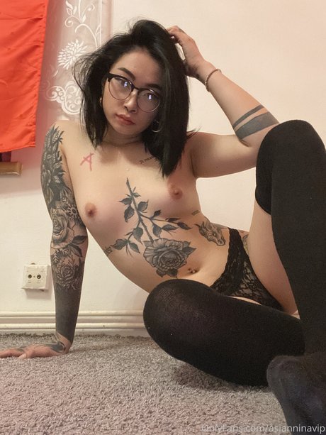 Asianninavip トップモデル 写真