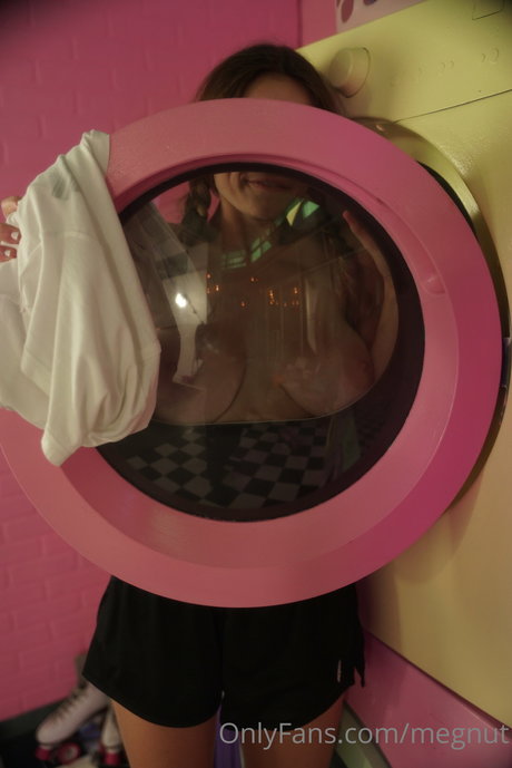 Megan Guthrie HDモデル 写真