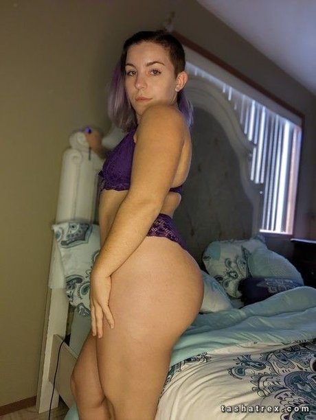 毛深いアナルオンリーファンズ 美しいポルノ 写真