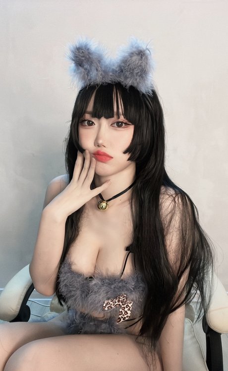 Evawishx 裸のモデル ギャラリー