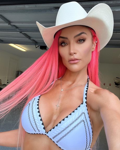 Natalie Eva Marie ヌードモデル 写真