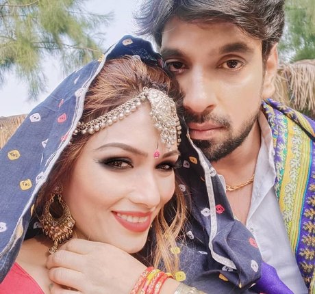 Zoya Rathore トップモデル 画像