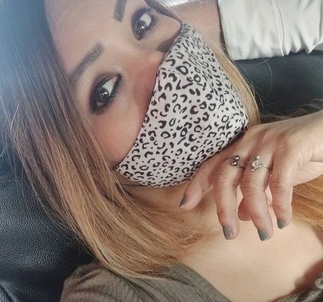 Zoya Rathore ヌード女優 写真