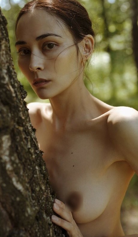 寝取られ妻オンリーファンズ エロチック 写真