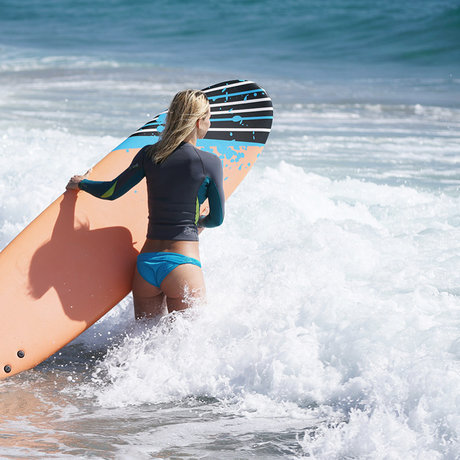 ティーンフィンガリングオンリーファンズ ヌード 写真