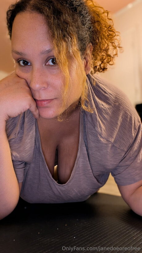 Janedoeoreofree トップモデル 画像