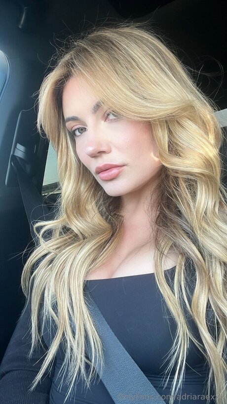Adriaraexxx アート女優 写真