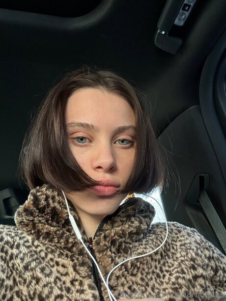 Lanarhoades 完璧なモデル 画像
