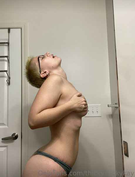Kayla Claxton top profile image