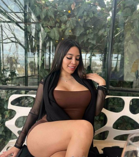 Paula Flores 裸の女優 写真