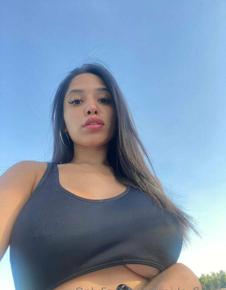 Paula Flores ポルノスター 写真