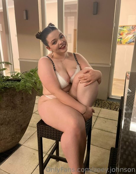 zoey johnson トップスター 写真