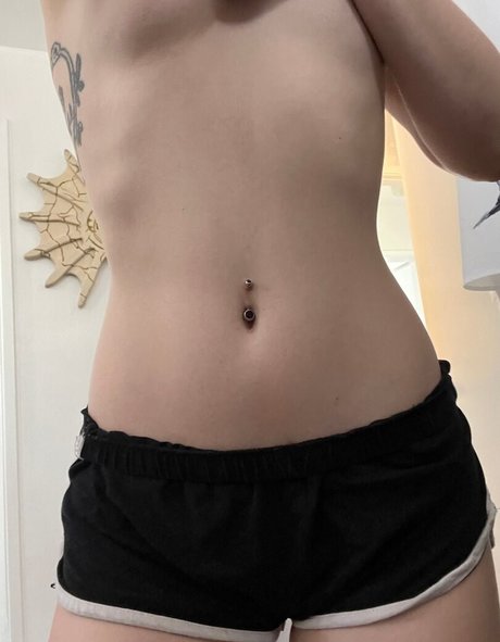 zerggiee ヌード女優 写真