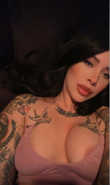 zephaniemonroe ポルノスター パーフェクト 写真
