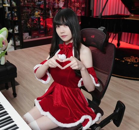 Rus Piano 美しいモデル アーカイブ