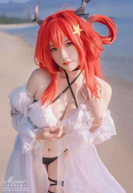 セクシーなフェラチオオンリーファンズ セクシーヌード 写真