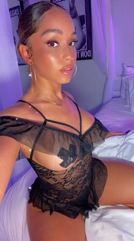 Anabella Carrasco 高品質モデル 写真