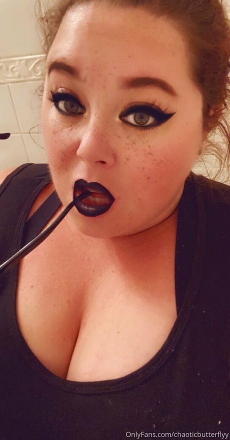 毛深いアナルオンリーファンズ セクシー裸 画像