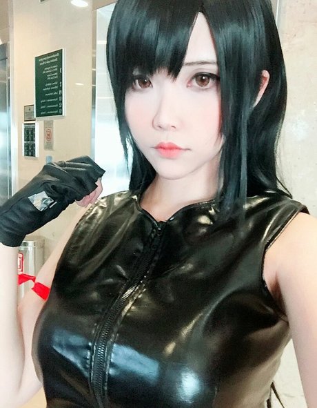 異人種間乱交オンリーファンズ 美しい裸 画像