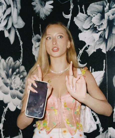 制服オンリーファン アートxxx 写真