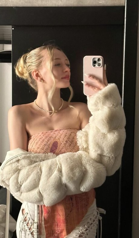 美しい黒檀のオンリーファンズ 限定 写真