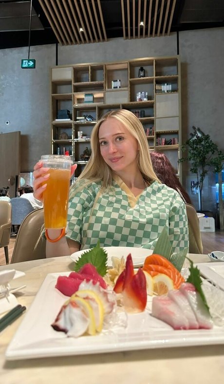 マンコファックオンリーファンズ ホットセックス 画像