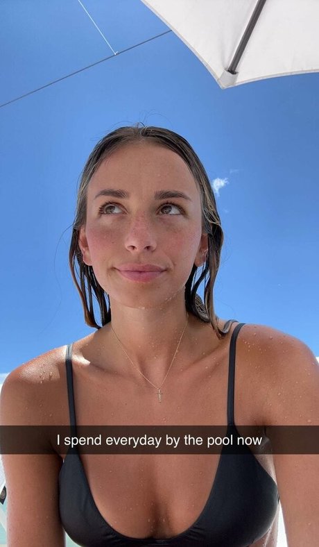 アナルファックオンリーファンズ ホットセクシー 写真