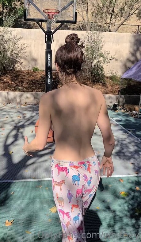 Whitney Cummings 高品質のスター 写真