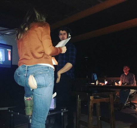 Whitney Cummings 無料モデル 写真