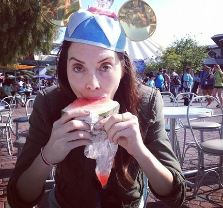 Whitney Cummings ヌード女優 写真