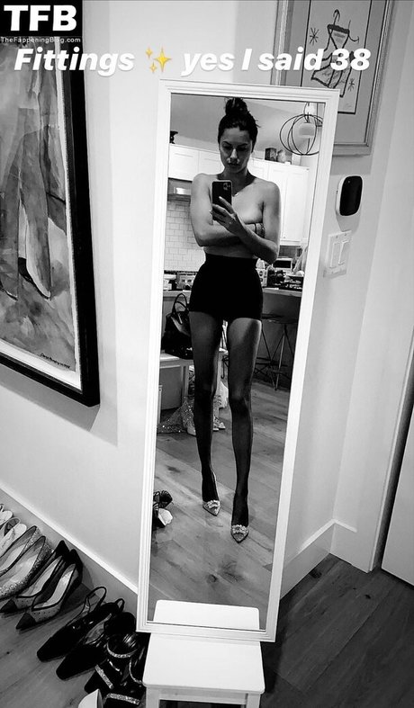 Adriana Lima ヌードスター アーカイブ