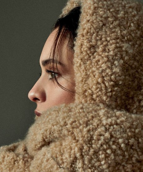 黒檀の足 オンリーファンズ アートヌード 画像