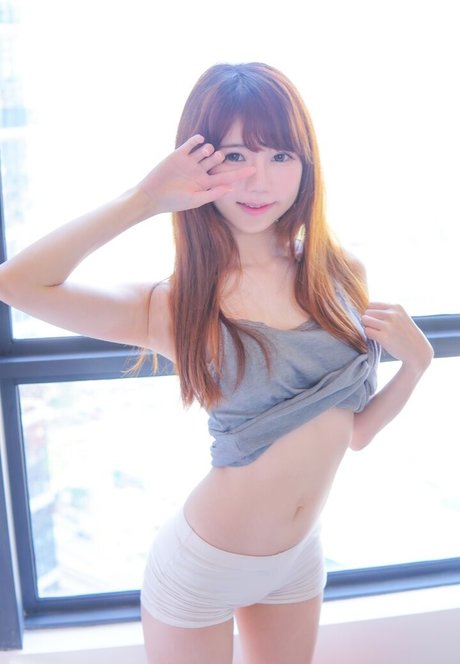 アジア人のお尻オンリーファンズ 無料セクシー ギャラリー