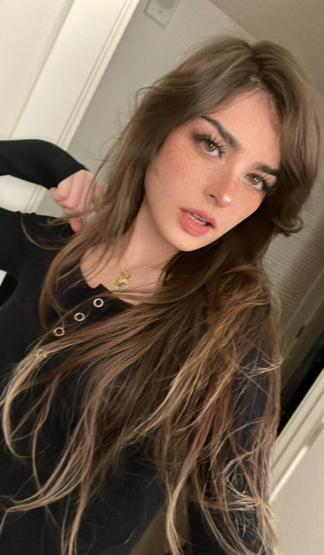 ブラジルの巨乳オンリーファンズ xxx ギャラリー