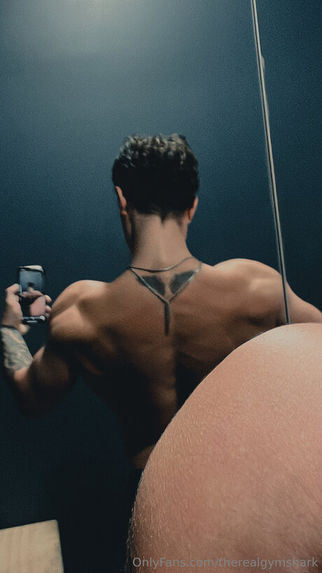 Therealgymshark ヌードモデル ギャラリー