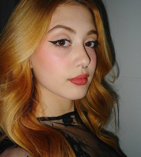 BDSM奴隷オンリーファンズ ホット裸 写真