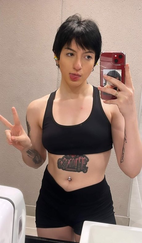 Akemy Sama エロティックモデル 写真