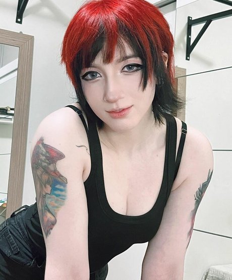 Akemy Sama エロティックモデル 画像