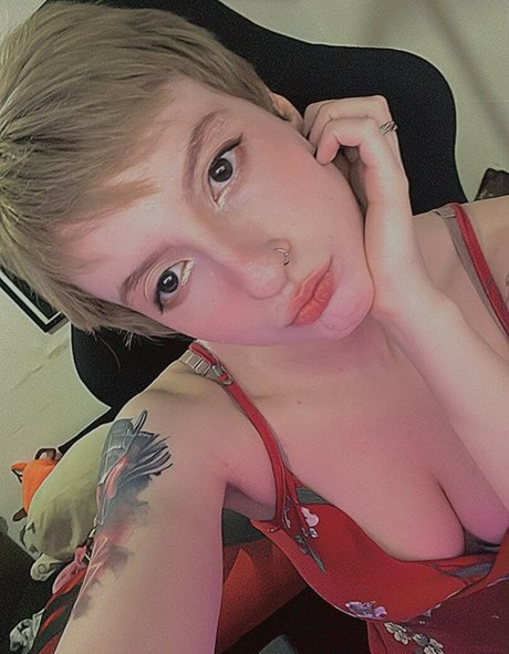 Akemy Sama アダルトスター 画像