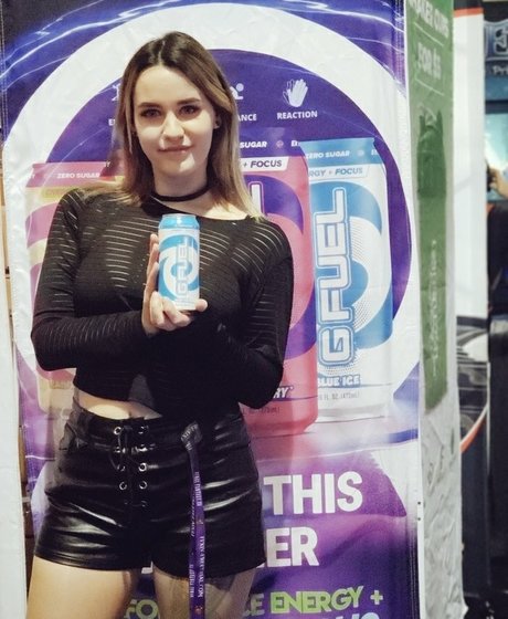 ConcealedBones ポルノスター パーフェクト 画像