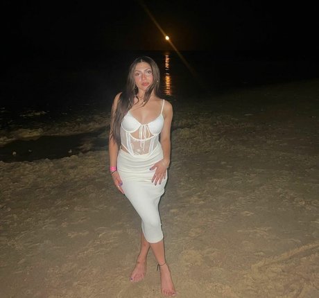 毛深い膣オンリーファンズ ホットポルノ 写真