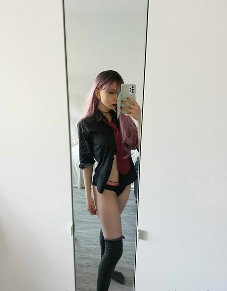 18ヌードオンリーファンズ セックス 写真