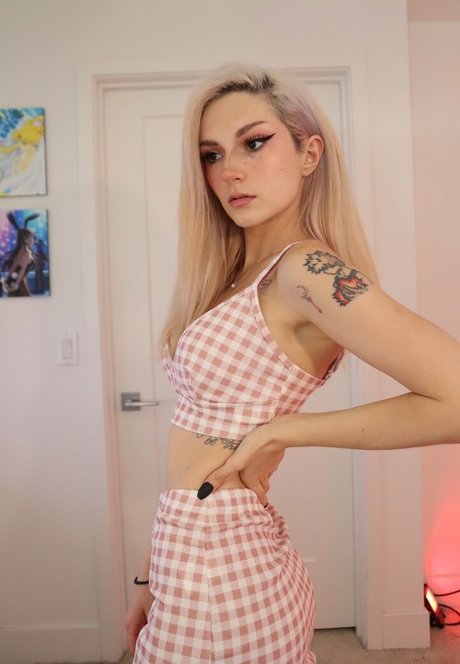 メガネに射精 オンリーファンズ セックス ギャラリー